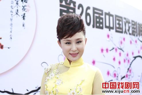 程派吕洋凭借新编京剧《香莲案》摘得梅花奖