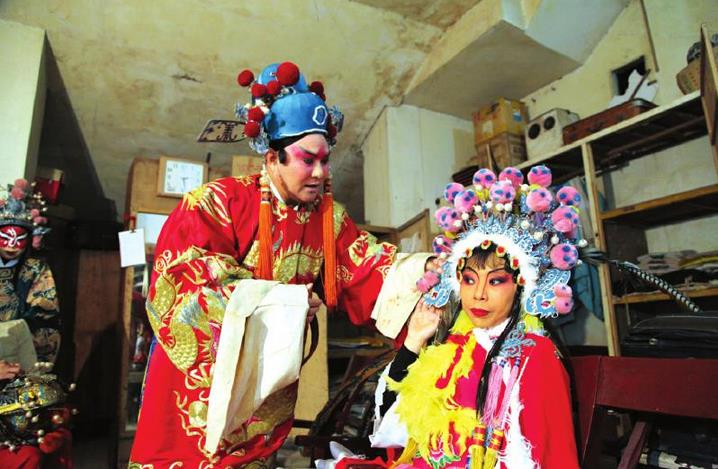 &ldquo;龙潭剧社&rdquo;川剧艺术演出队 10多年来坚守着一份对川剧的痴迷