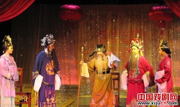 上饶市信州区越剧团改制走出新路 商演收入在全省名列前茅