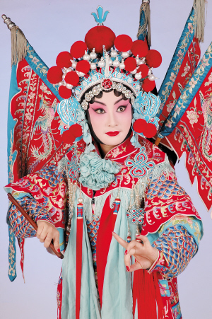 京剧尚派传人孙明珠收云南省京剧院优秀青年演员辛苑为徒