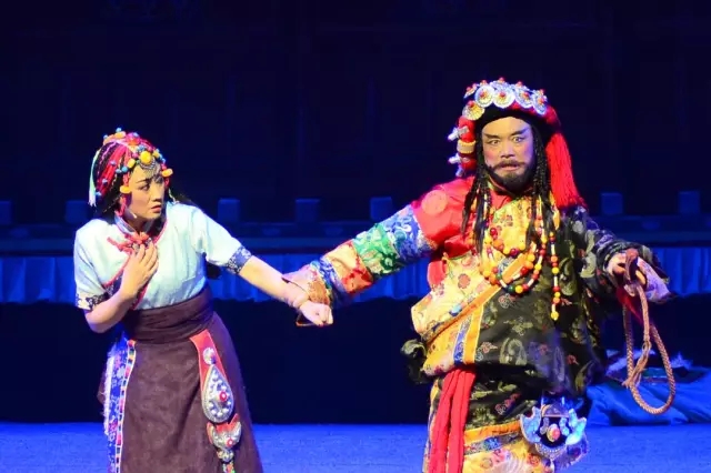 川剧《尘埃落定》