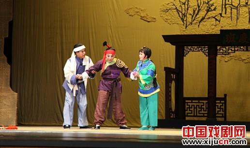 评剧《从春唱到秋》获得优秀剧目奖，主演张俊玲获得优秀表演奖