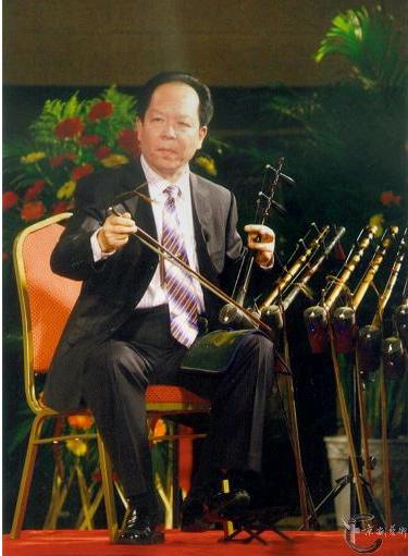 著名京剧琴师李世荣