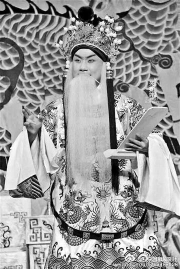 郭德纲麒麟剧社暂停演出 民营剧团生存难