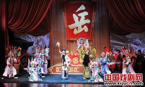 国家京剧院公益经营两手抓