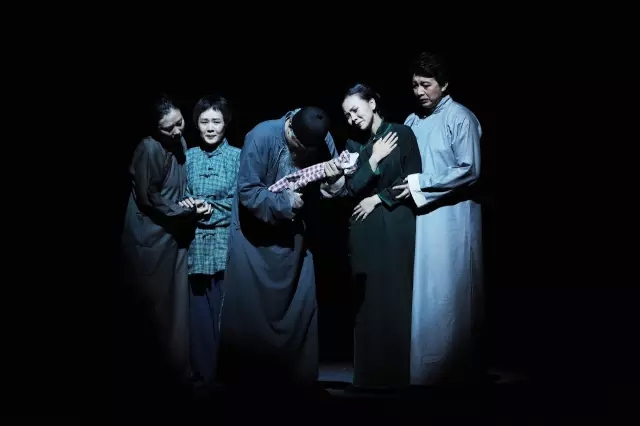 北京曲剧《四世同堂》