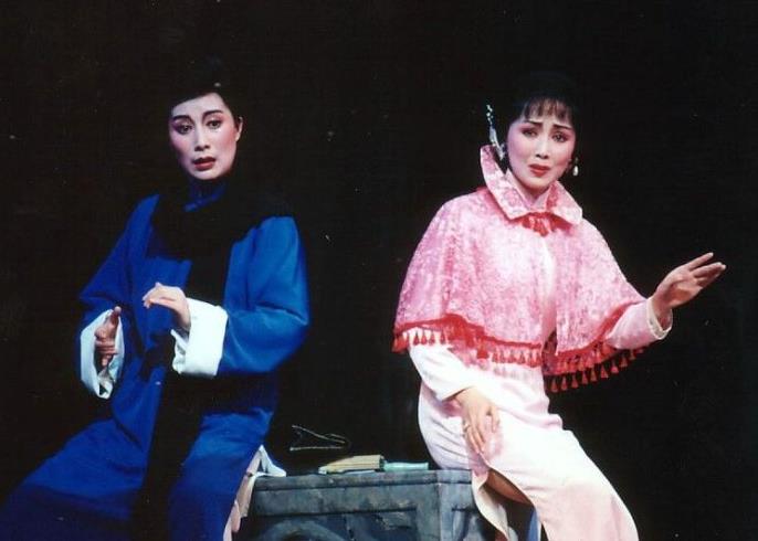 浙江小百花越剧团《啼笑因缘》茅威涛饰樊家树,黄依群饰沈凤喜