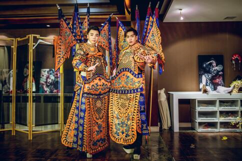 谭正岩收徒张若昀 当红&ldquo;小生&rdquo;苦学京剧&ldquo;老生&rdquo;