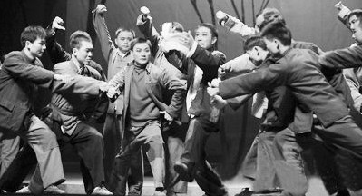 整理过的传统戏、新编历史戏和现代戏，你最喜欢哪一类呢？