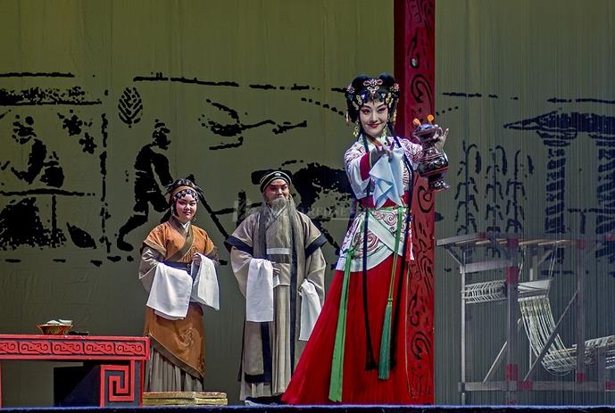 记新编历史京剧《辛追》的台前幕后