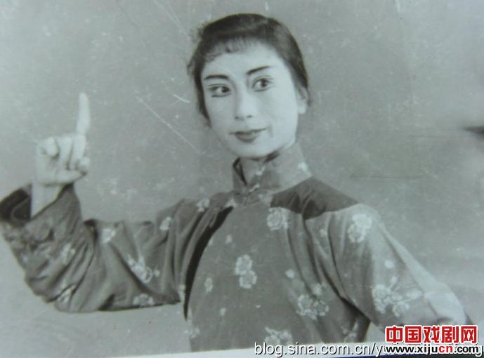 宝鸡市群艺馆豫剧团团长徐小鱼