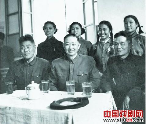 《樊粹庭文集》填补了早期河南梆子到现代豫剧这一变革进程中戏剧文献的空白