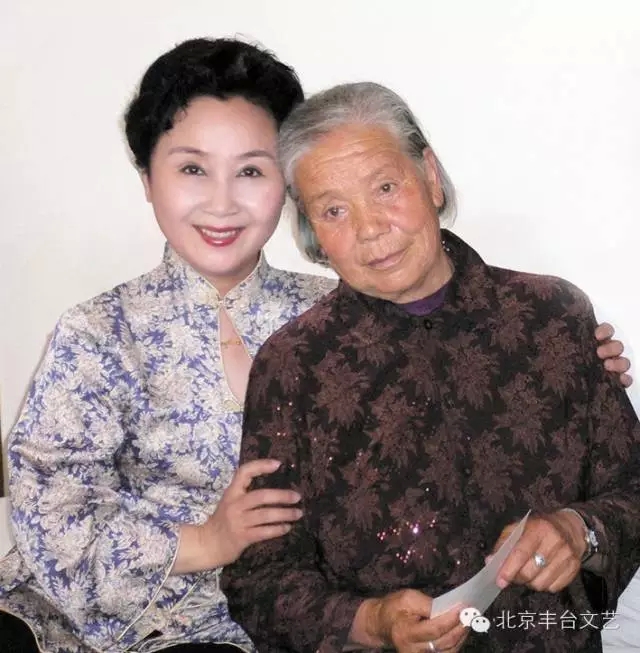 戴月琴与刘巧原型封芝琴