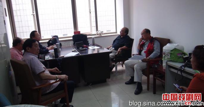 王景明的子女准备为其父亲举办诞辰85周年暨从艺72周年的纪念演出