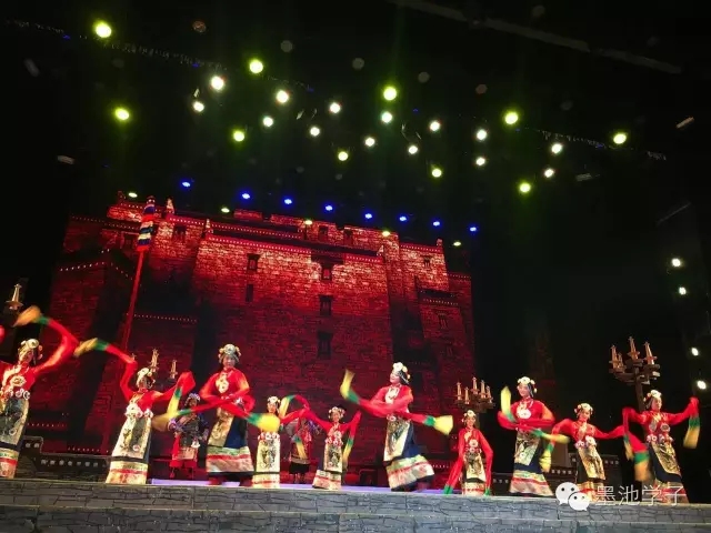 历史的尘埃&mdash;&mdash;川剧《尘埃落定》观后感