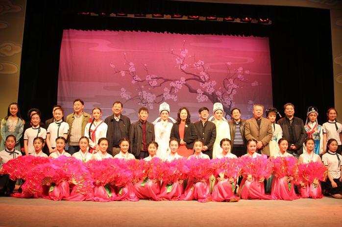 越剧山水风情游推介会在嵊州越剧艺术学校举行