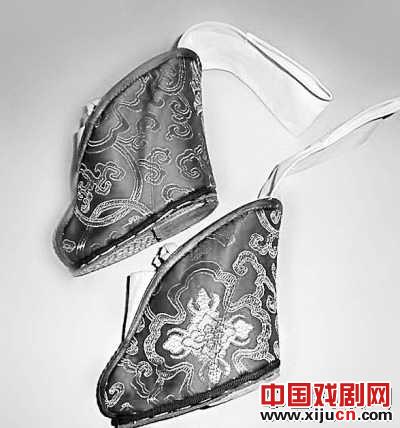 跷鞋与跷功
