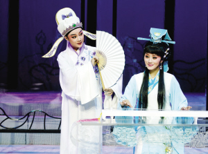 青春版越剧《玉簪记》陆中央电视台11套戏曲频道《九州大戏台》栏目