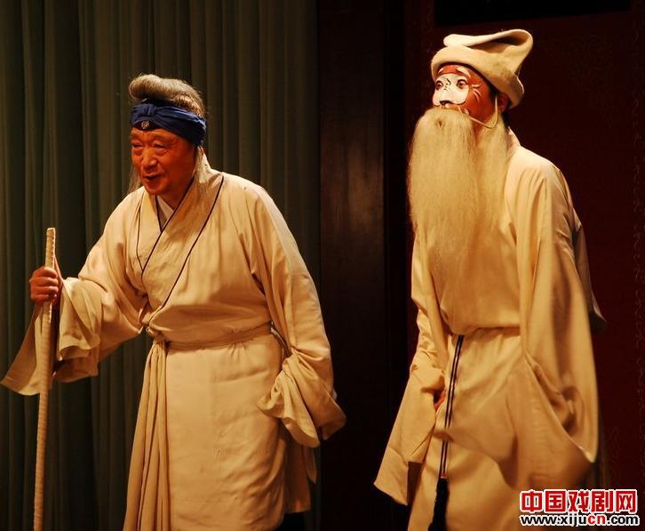 《丑角爸爸》将于6月8日在中央电视台首播