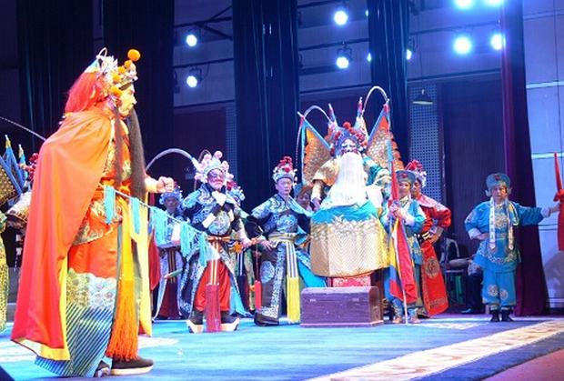 川剧《牛皋扯旨》