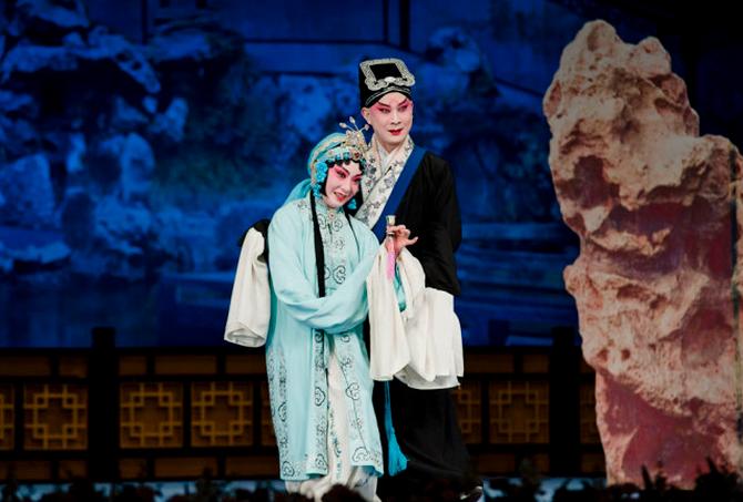 2015年白派团迎新春师生折子戏专场