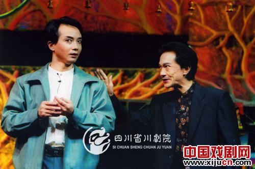 川剧《心有泪千行》