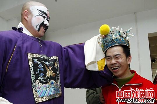 北京京剧院、梅兰芳大剧院免费为智障小朋友演出