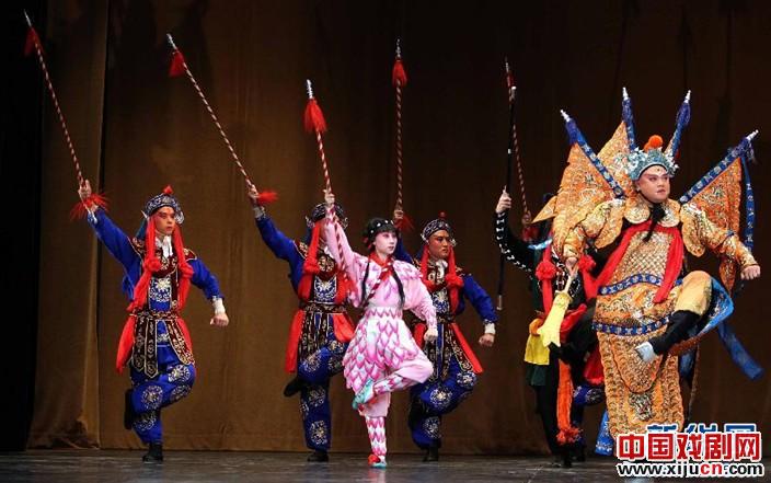 黑龙江省京剧院在阿尔及利亚演出经典京剧折子戏