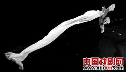 &ldquo;豫东水袖王&rdquo;吴青峰的袖里乾坤