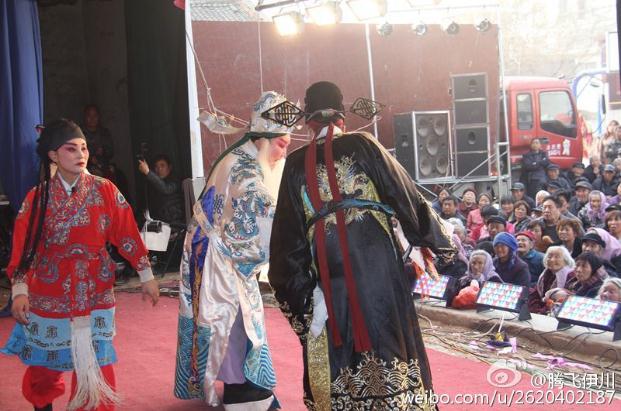 伊川：请&ldquo;名角&rdquo;为村民唱大戏