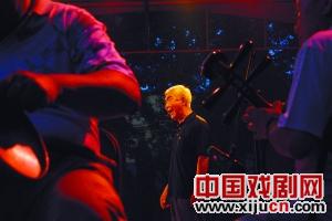 安贞小公园唱京剧