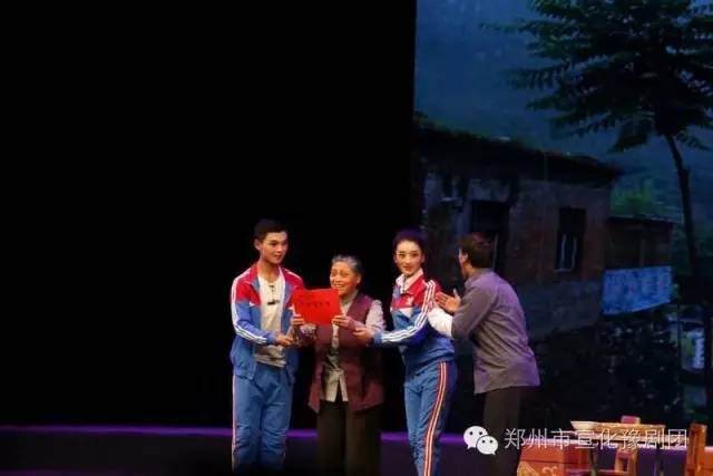 郑州宣化豫剧《父亲》参加河南省郑州市2016年戏曲大赛