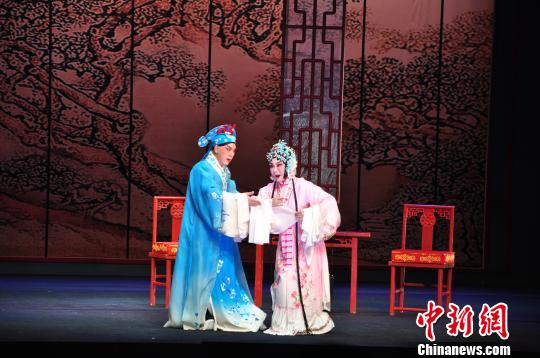 曾昭娟：盼在福州刮起&ldquo;评剧台风&rdquo;