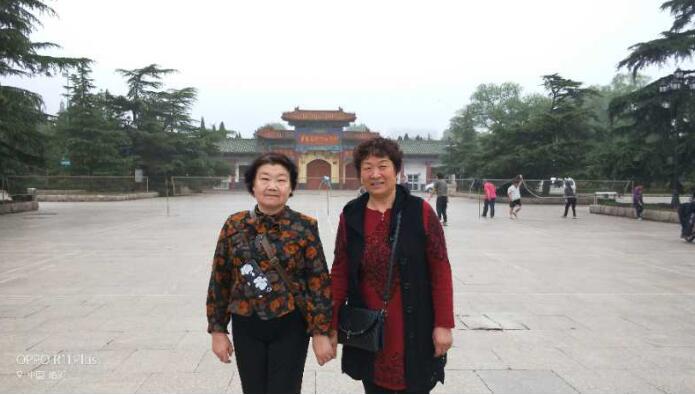 沂蒙红嫂精神代代传一一纪念京剧大师张春秋系列活动在老区举行