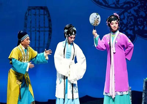 河南曲剧《新版&middot;白兔记》在梅兰芳大剧院演出