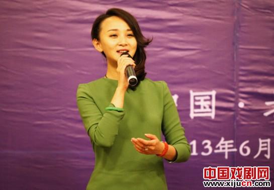 储兰兰参与主创和主演的电视《我在长江头》举行开机仪式