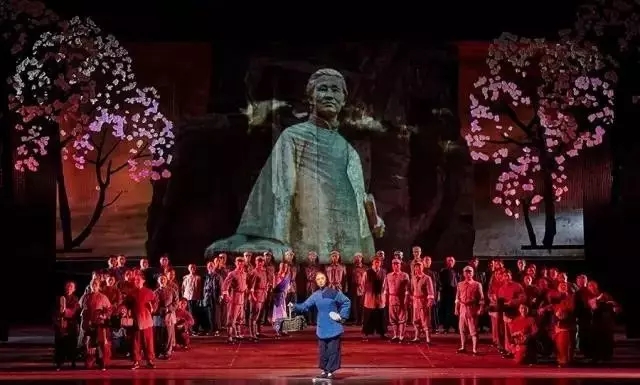 综合舞台艺术的出色，我看评剧《母亲》！