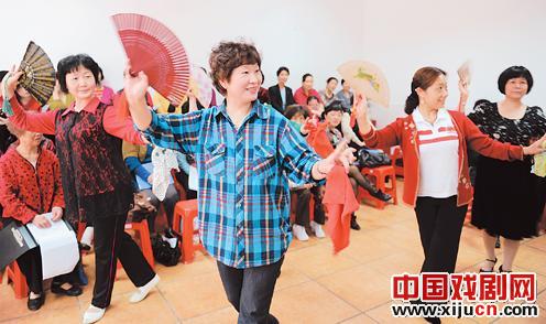 北湖区老年大学京剧班