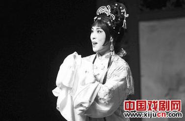 王爱霞率河南省豫剧二团上演《大祭桩》