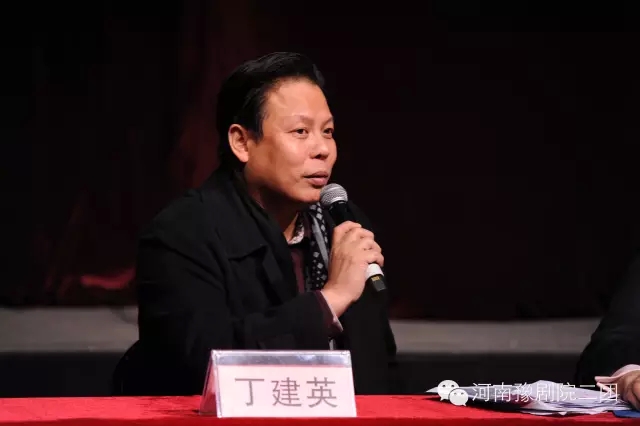 新编豫剧《九品巡检》排练现场