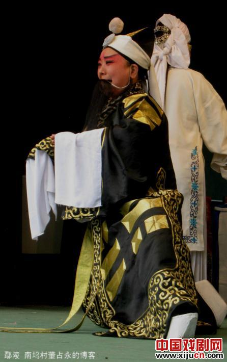 河南省许昌市越调剧团岳菊英鄢陵县南坞村演出《诸葛亮吊孝》