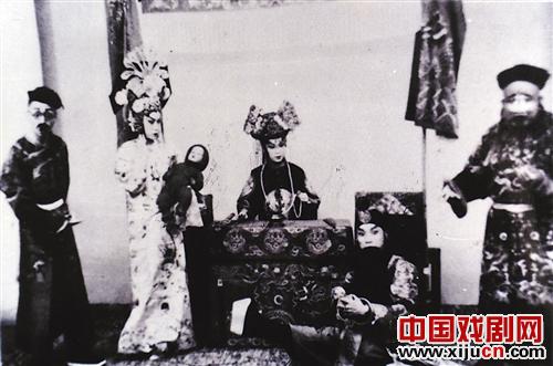 点击图片进入下一页