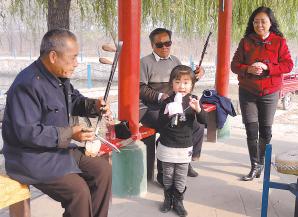 汉沽4岁半小戏迷张涵韵以一初评剧《花为媒》获&ldquo;金奖&rdquo;