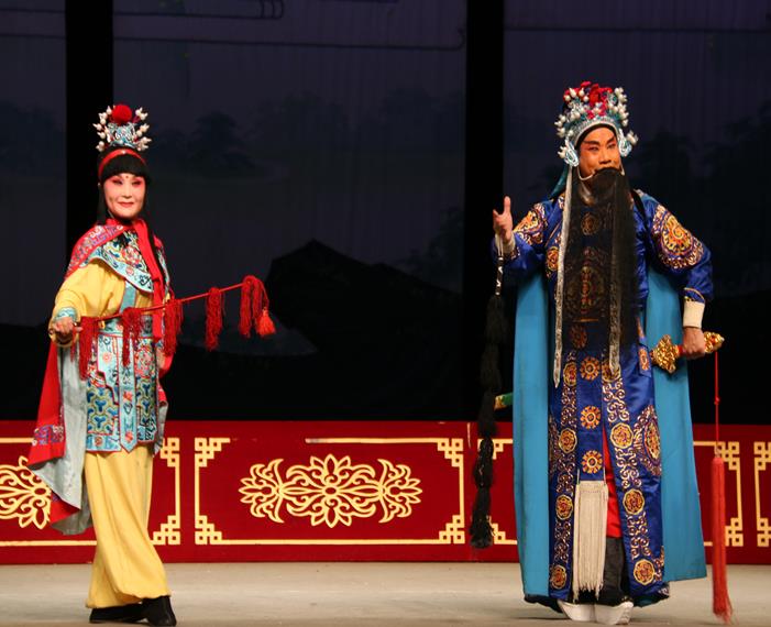 第四届中国豫剧节完美落幕《对花枪》赢得满堂喝彩