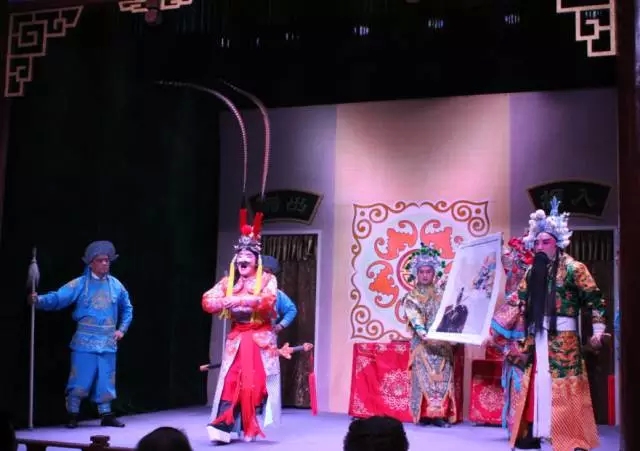 12月19日《醉美&ldquo;泸州河&rdquo;》川剧主题驻场演出