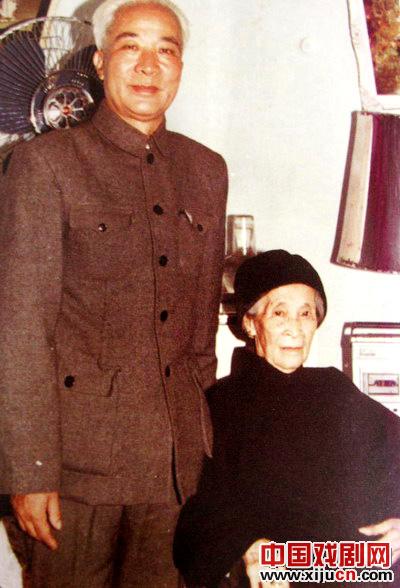 京剧界第一位女丑