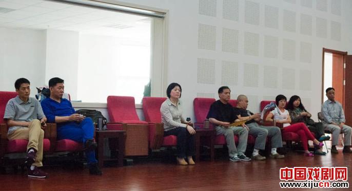天津评剧白派剧团召开《马昭仪》建组会