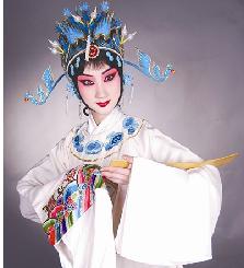 北京京剧院80后新人上演全本《法门寺》和《谢瑶环》