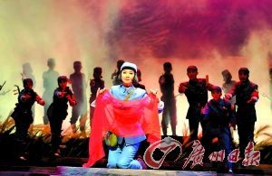 六台京剧亮相来的都是角(组图)