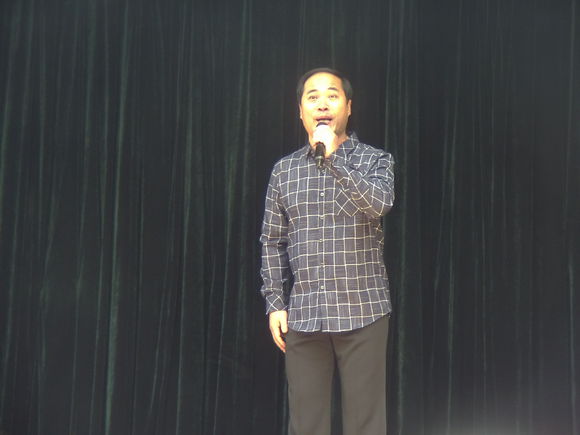 陈三两主演：张爱琴、候庆祥、邱全福等；第二场名家名段：参加演唱：方方、、李亚军、梁雅睛、邱全福、付和尚等；